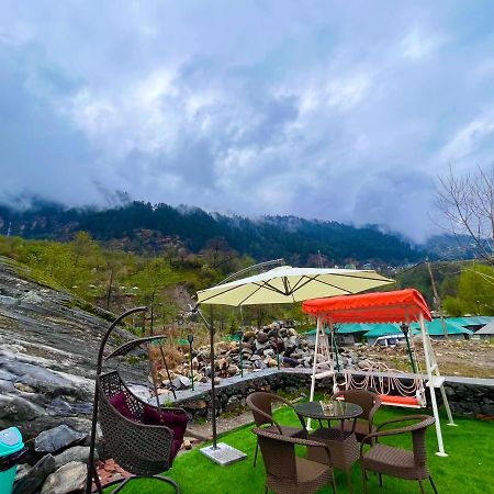 Hotel Beas River Retreat - A Riverside Hotel With Balcony Manāli Exteriör bild