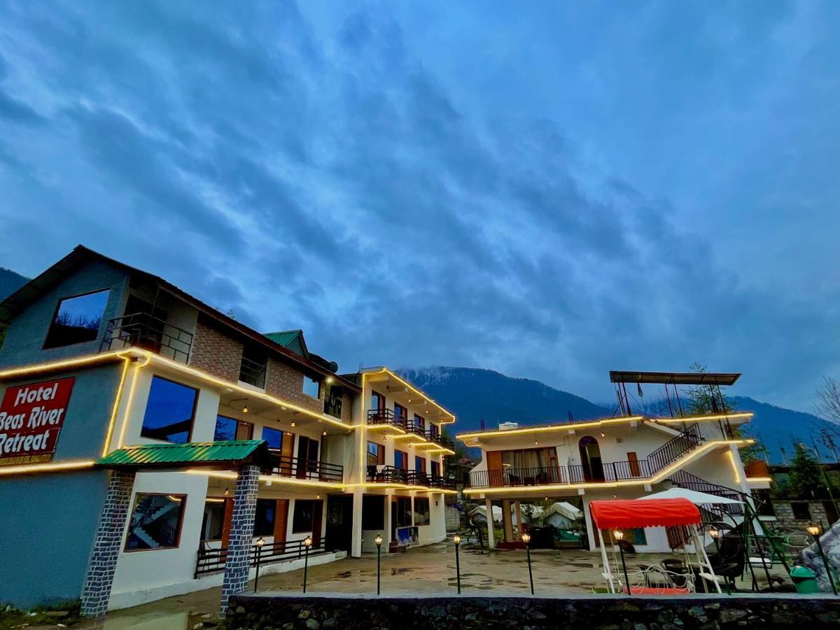 Hotel Beas River Retreat - A Riverside Hotel With Balcony Manāli Exteriör bild