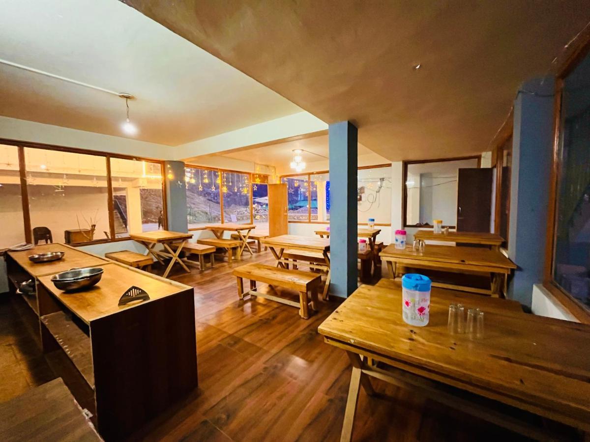 Hotel Beas River Retreat - A Riverside Hotel With Balcony Manāli Exteriör bild